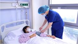 Trẻ đột quỵ, người lớn bàng hoàng