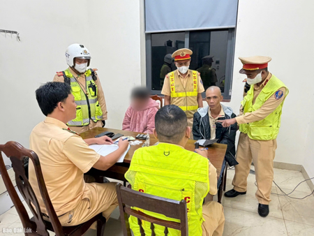 Bắt tạm giam đối tượng mua bán trái phép chất ma túy