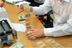 Giá vàng hôm nay 16-12: Tăng mạnh rồi bất ngờ lao xuống