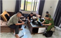 Giám định thương tật 2 bé gái bị cha xích, nhốt trong căn phòng bẩn thỉu