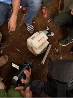 Máy xúc xới tung mặt đất, hé lộ kho chất cấm trong chuyên án ma túy lớn tại Đắk Lắk