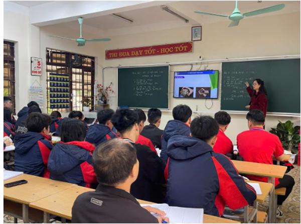 Điều chỉnh quy định chuẩn nghề nghiệp giáo viên giáo dục thường xuyên