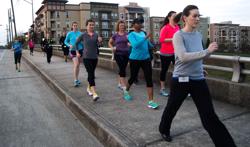 Đi bộ nhanh hơn có thể giảm nguy cơ mất trí nhớ