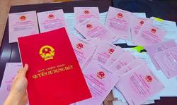 Trường hợp bắt buộc phải đổi sang mẫu sổ đỏ mới năm 2025