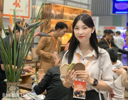 Cô gái Nùng và những ý tưởng "khởi nghiệp xanh"