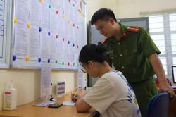 Công an xã sẽ tiếp nhận hồ sơ đổi, cấp lại giấy phép lái xe