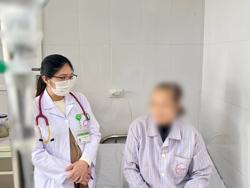 Ngứa da, đau bụng dữ dội vì nhiễm giun đũa từ thú cưng