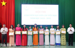 TP. Buôn Ma Thuột: Công nhận 219 giáo viên đạt danh hiệu giáo viên dạy giỏi bậc Tiểu học