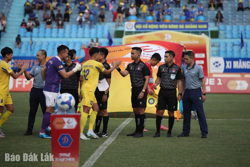 V.League: Cần “vá” ngay những “lỗ hổng”