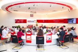 Những kịch bản tăng tốc của doanh nghiệp: Tích cực bơm vốn ra thị trường