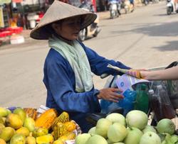 Bộ Y tế trả lời kiến nghị hỗ trợ tiền đóng BHYT cho người thu nhập thấp