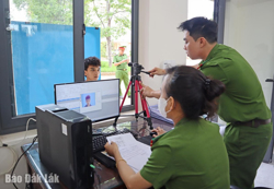 Cấp đổi giấy phép lái xe tại công an cấp xã: Thông suốt và thuận lợi