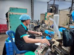 Vì sao khó nâng mức đóng BHXH tiệm cận thu nhập thực tế?