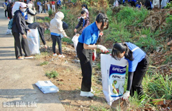 Người trẻ sống “xanh”