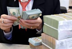 Dự báo mới nhất về lãi suất, giá USD tại Việt Nam