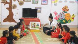 Cần chính sách đặc thù cho giáo viên mầm non