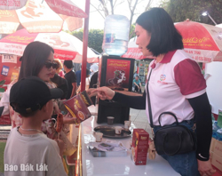 Tổng mức bán lẻ hàng hóa và doanh thu dịch vụ quý I/2025 đạt gần 29.175 tỷ đồng