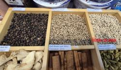 Giá tiêu hôm nay 22-4: Không giữ được giá