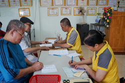 Chi trả lương hưu và trợ cấp bảo hiểm xã hội tháng 5 từ ngày 25 đến 28/4