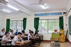 Ban hành quy định cơ chế thu và chi dịch vụ tuyển sinh trong cơ sở giáo dục công lập