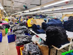 Doanh nghiệp họp khẩn tìm giải pháp ứng phó thuế suất 46%