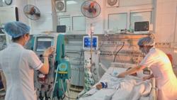 Uống thuốc mua trên mạng, người đàn ông nguy kịch