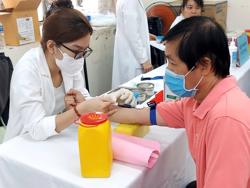 Người tham gia được hoàn trả tiền BHYT 100% trong trường hợp nào?