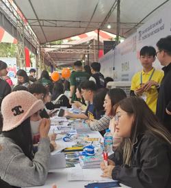 Tuyển sinh đại học 2025: Tìm kiếm thí sinh phù hợp