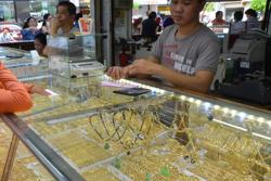 Giá vàng hôm nay, 13-5: Sụt giảm mạnh