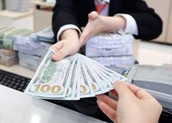 Giá USD tại Việt Nam giảm mạnh