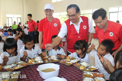 Niềm vui ở ngôi trường vùng khó