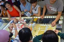 Giá vàng hôm nay, 21-5: Tiếp tục tăng mạnh