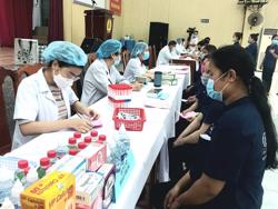 Nhân viên y tế sắp được hưởng phụ cấp ưu đãi nghề đến 70%?