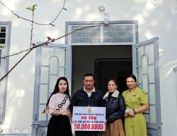 Hỗ trợ 17 nhà mái ấm công đoàn cho đoàn viên Công đoàn ngành Giáo dục