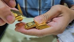 Sáng 29-5, giá vàng miếng SJC và vàng nhẫn đồng loạt rớt thẳng đứng sau chỉ đạo "nóng"