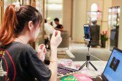 Đừng chạy theo ảo vọng!