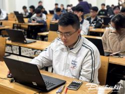 Điểm sàn thi đánh giá tư duy, năng lực năm 2025: Thí sinh cần nghiên cứu kỹ