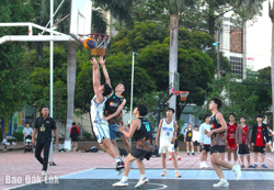 "Vươn cao" cùng bóng rổ