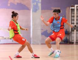 Futsal nữ Việt Nam ra quân