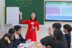 Giao quyền tuyển dụng giáo viên cho ngành giáo dục