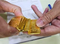 Giá vàng miếng SJC và vàng nhẫn "bất động"