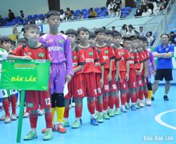 Giải bóng đá Nhi đồng toàn quốc: Xác định chủ nhân của các tấm vé vào chung kết