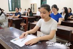 Trường đại học dự kiến hạ điểm chuẩn: Thí sinh tính toán đặt nguyện vọng