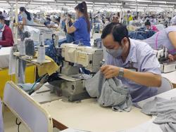 Đề xuất Chính phủ tăng lương tối thiểu vùng 7,2%