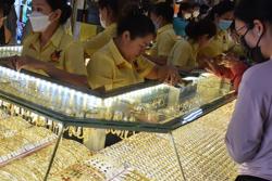 Giá vàng hôm nay, 15-7: Bất ngờ giảm mạnh