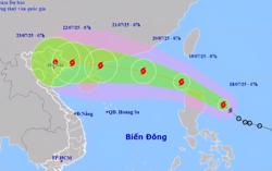 Bão Wipha giật cấp 10 di chuyển nhanh vào Biển Đông