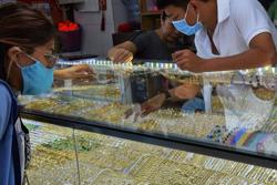 Giá vàng hôm nay, 18-7: Đảo chiều tăng vọt