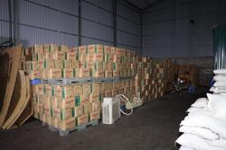 Lo hàng giả, người tiêu dùng tìm mua dầu phộng ép thủ công