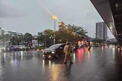 Dự báo thời tiết 10 ngày tới: Chủ đạo mưa dông, đề phòng lốc xoáy