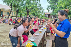 Mùa hè gắn kết yêu thương